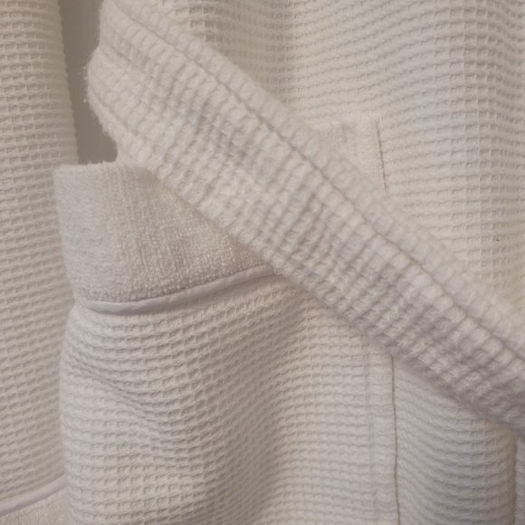 Luxury Robe  / Hotel Collection By Mascioni (BEAUTIFUL) - Picture 12 of 13